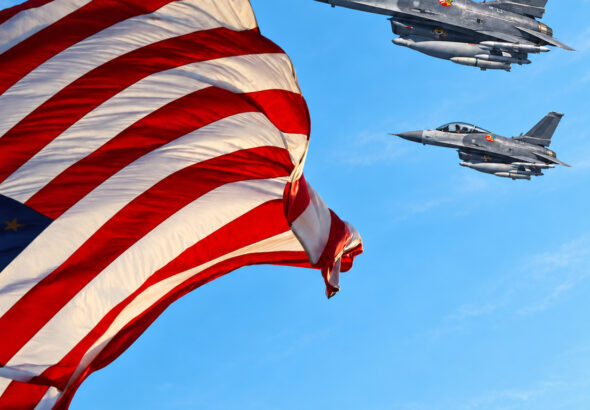 Flag_Two_F16s_Formation